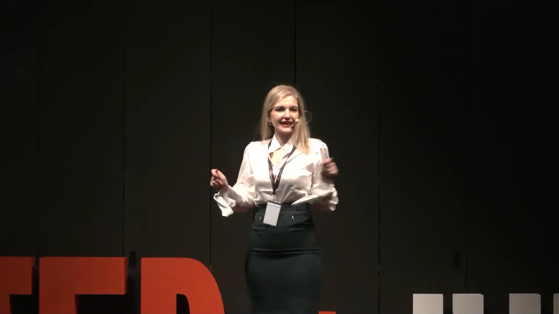 Load video: Tedx Tanja Deisler